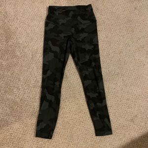 Camo yogalicious workout leggings